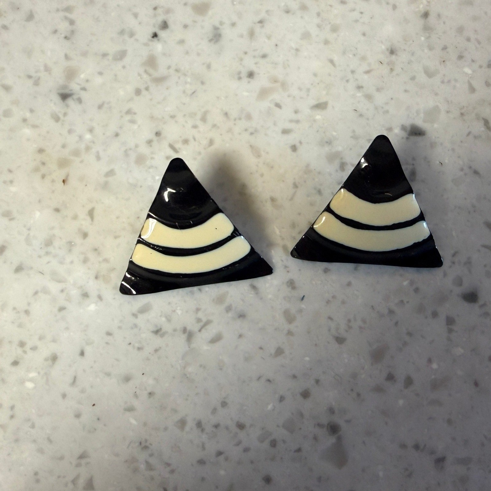 Vintage 80s Geometric Triangle Stud Earrings Black Cream Enamel Striped Retro