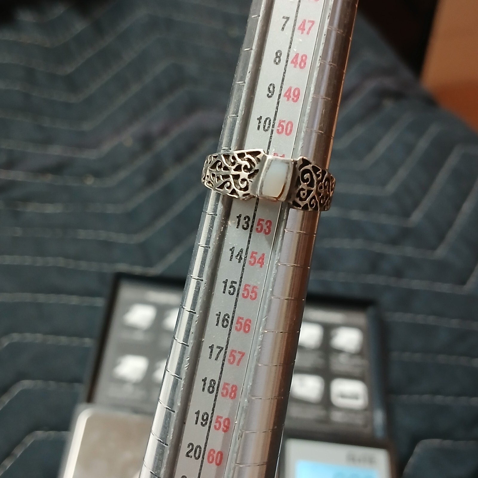 Vintage Filigree Ring Mother of Pearl 925 Sterling Silver Sz6 3mm Band Wt. 2.56g