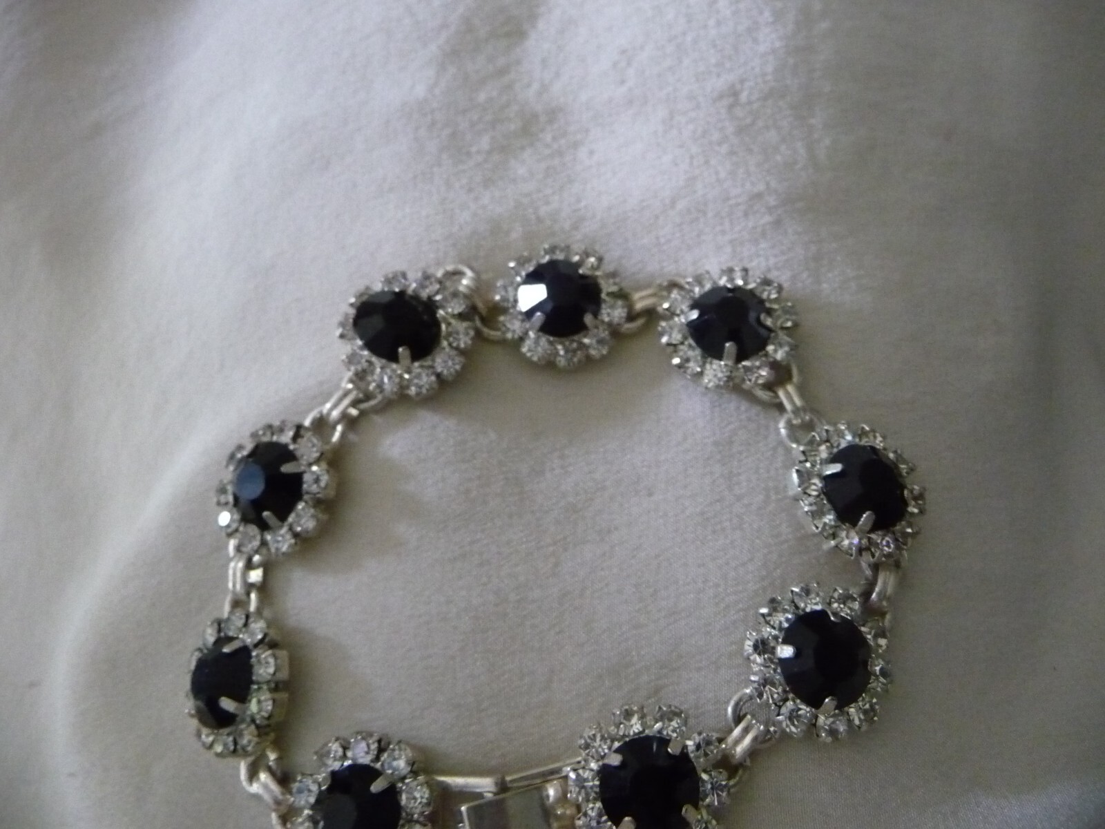 WEDDING PROM CLEAR & BLACK RHINESTONES 1/2″ W 6 1/2″L BRACELET #19/26A