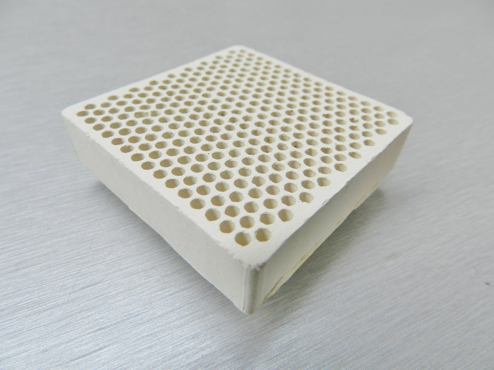 Ceramic Honeycomb Soldering Block Jewelry Heat Plate Alumina Board 2 x 2″ Square