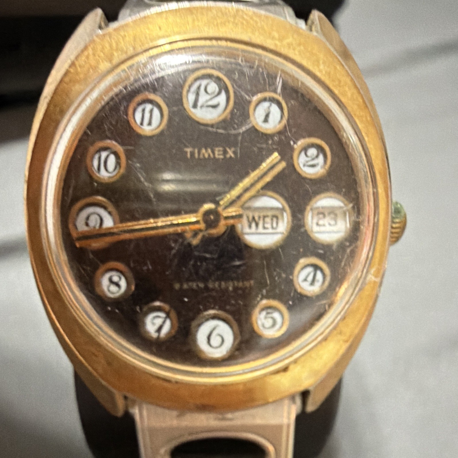Timex Vintage Automatic Day/Date WR Gold Tone Brown Arabic Dial 36-39mm