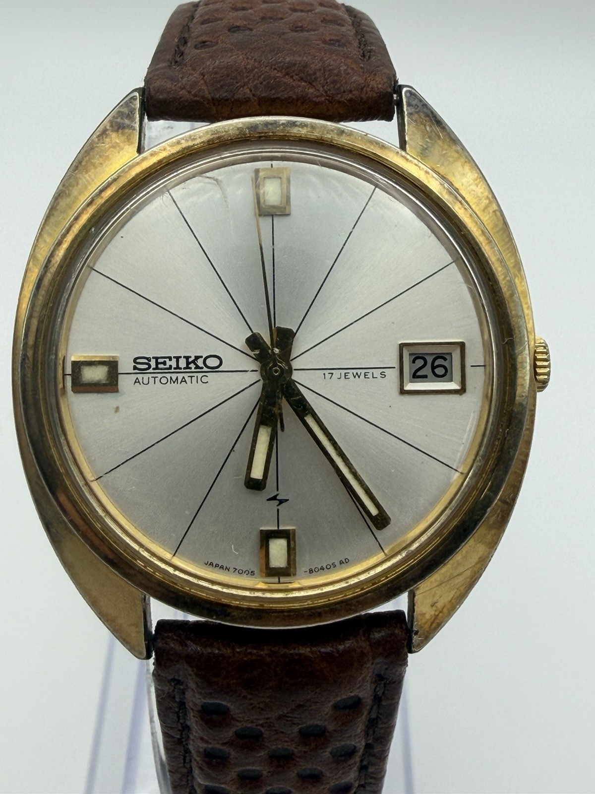 Vintage Seiko 7005-8030 Automatic 17 Jewels Silver Sunburst Date Men’s Watch