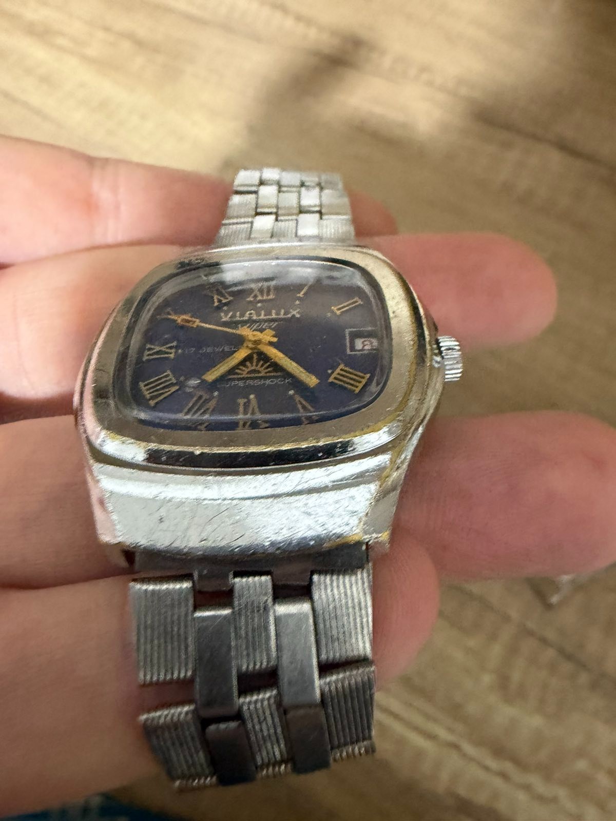 Vintage Vialux Super 17 Jewels Swiss Mechanical TV Screen Men’s Watch VM-827 Blu