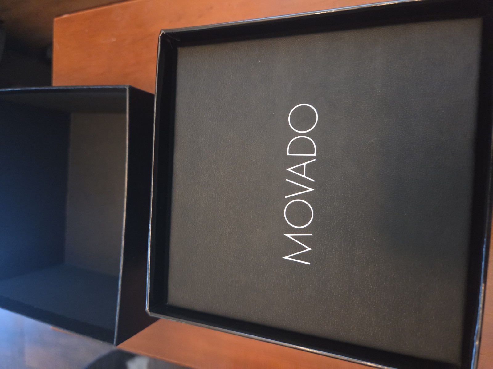 Movado Museum Swiss Made Quartz Black Dial Leather Strap Watch w/ Box Manual
