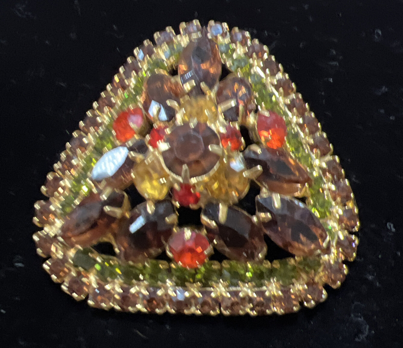 Juliana D&E Rhinestone Brooch Autumn Colors of Hyacinth Sable & Olivine Domed