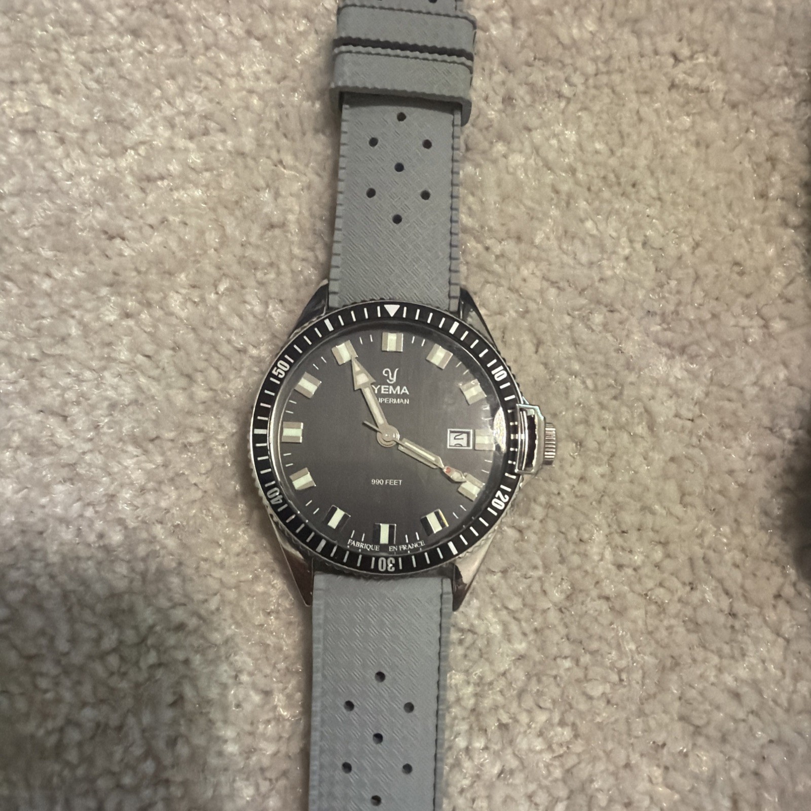 Yema Superman Quartz