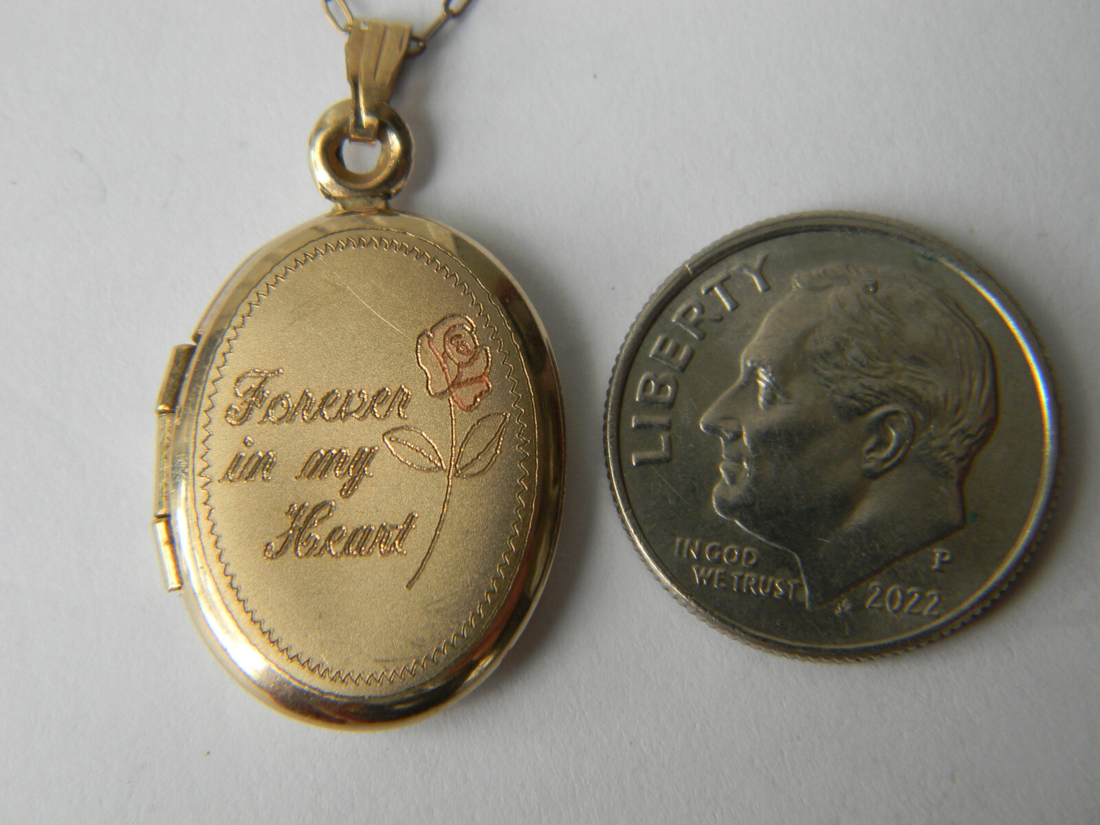 Vintage c1990s 14k Gold Filled Oval Locket & Chain Unused Forever in my Heart