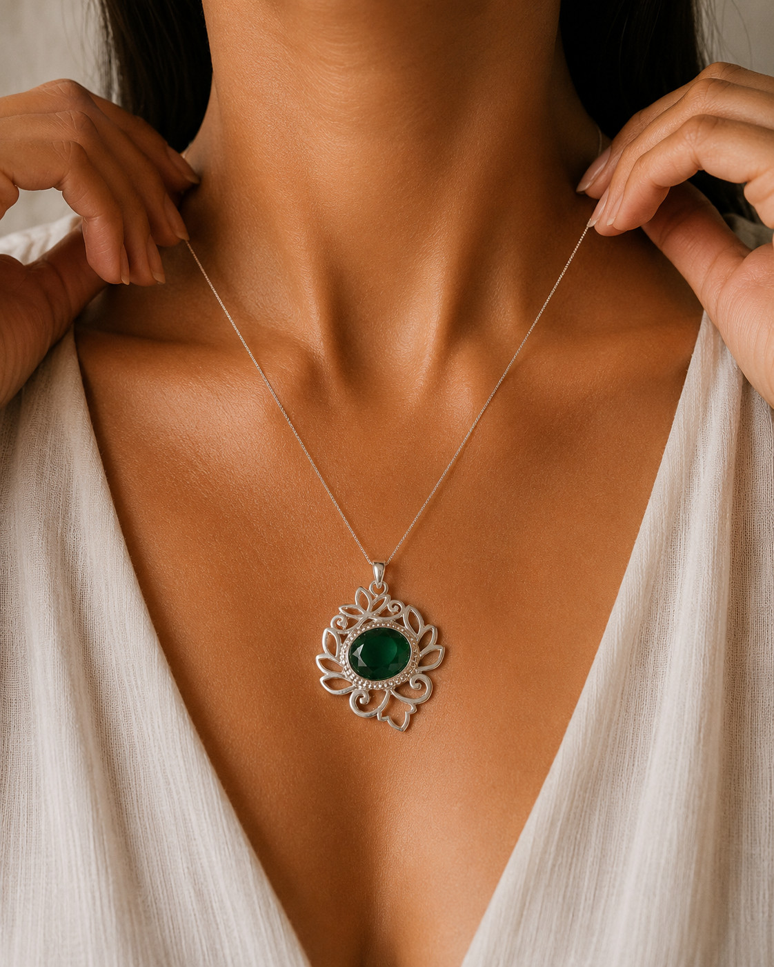 Green Onyx Gemstone 925 Sterling Silver Jewelry Handmade Pendant 1.48″ For Her