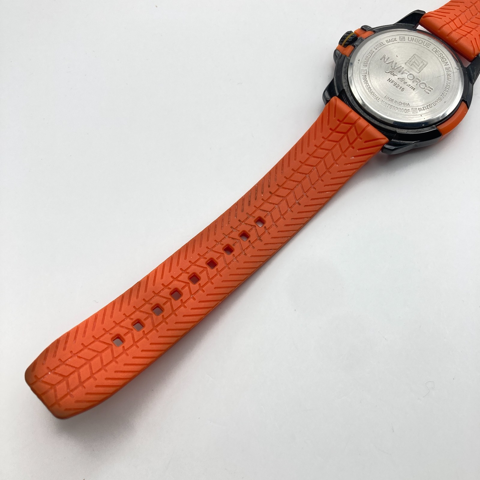 Naviforce Men’s Watch 43mm Black Orange Day Date 30M WR New Battery 9.5″