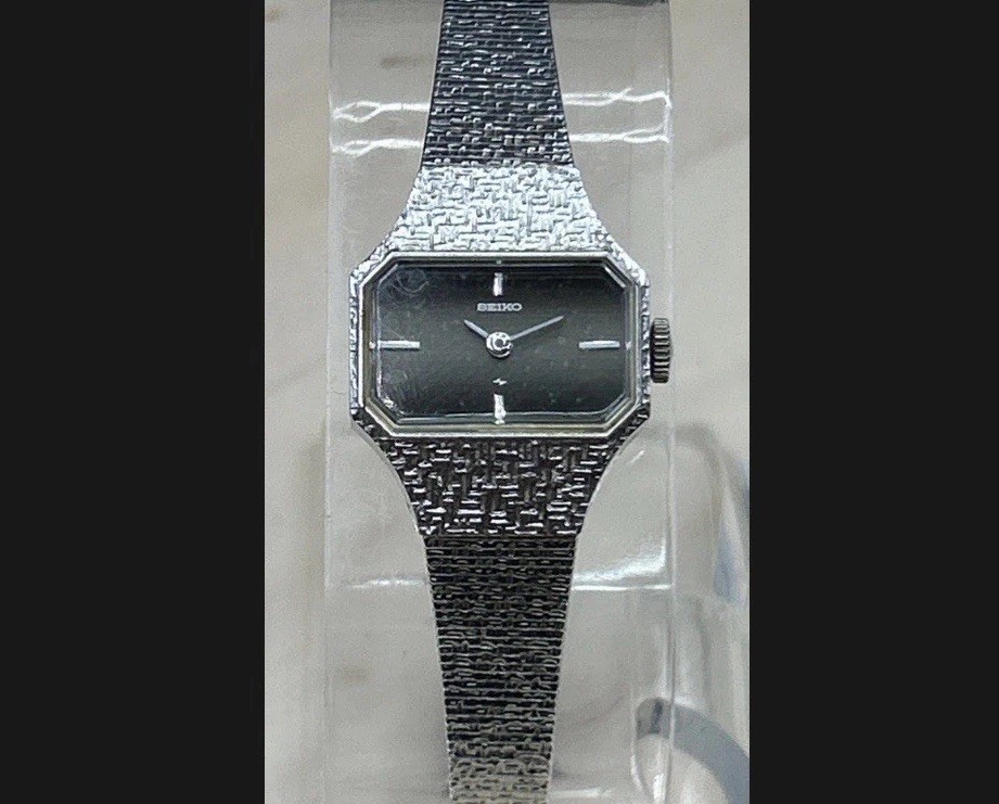 Working 1970s VTG Seiko Manual Wind Ladies Watch Silver/Black 21mm Fit 6in” Rare