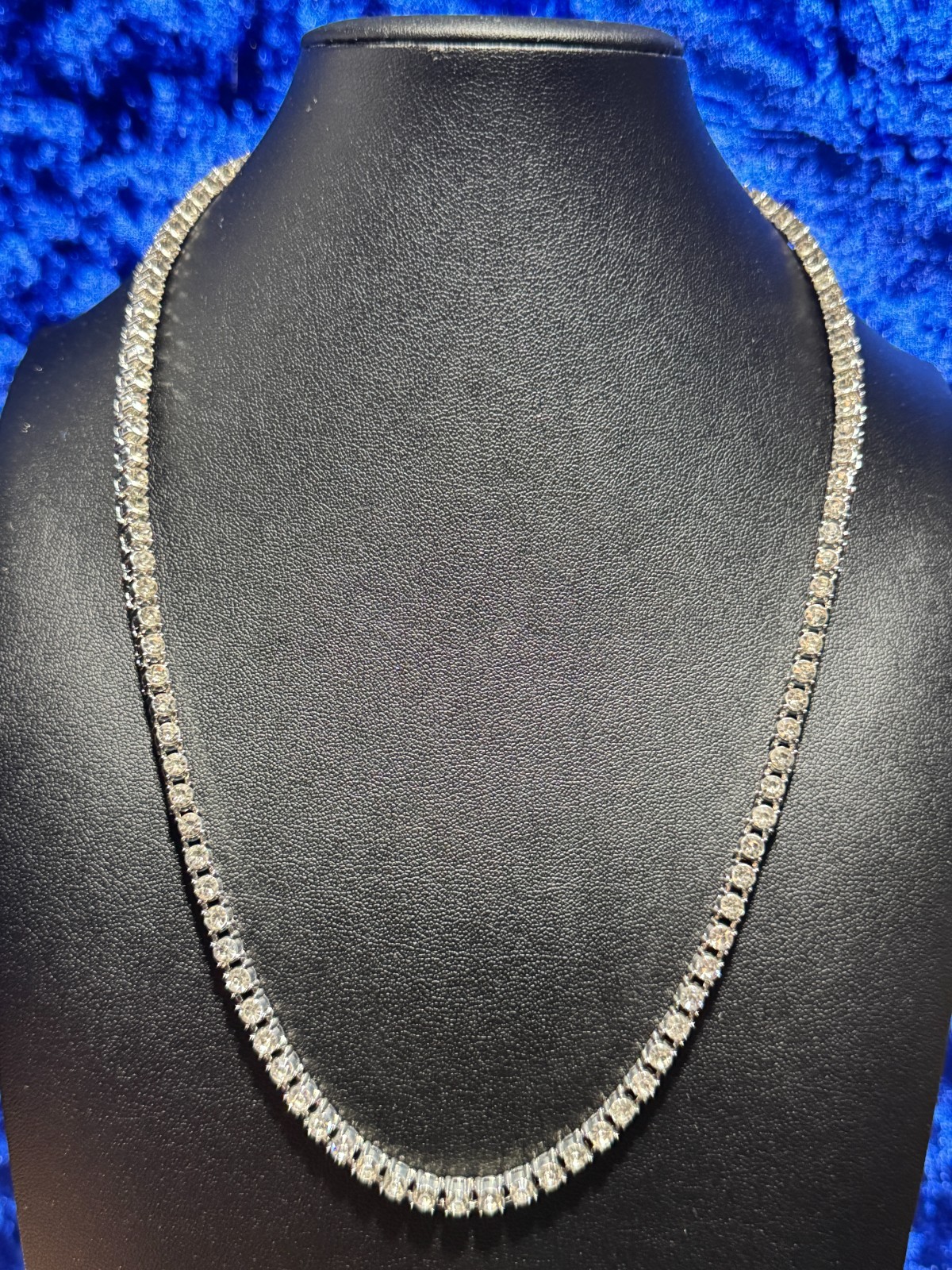 White Rhinestone Tennis Chain necklace 4mm Looks like 925 Sterling Silver 24″