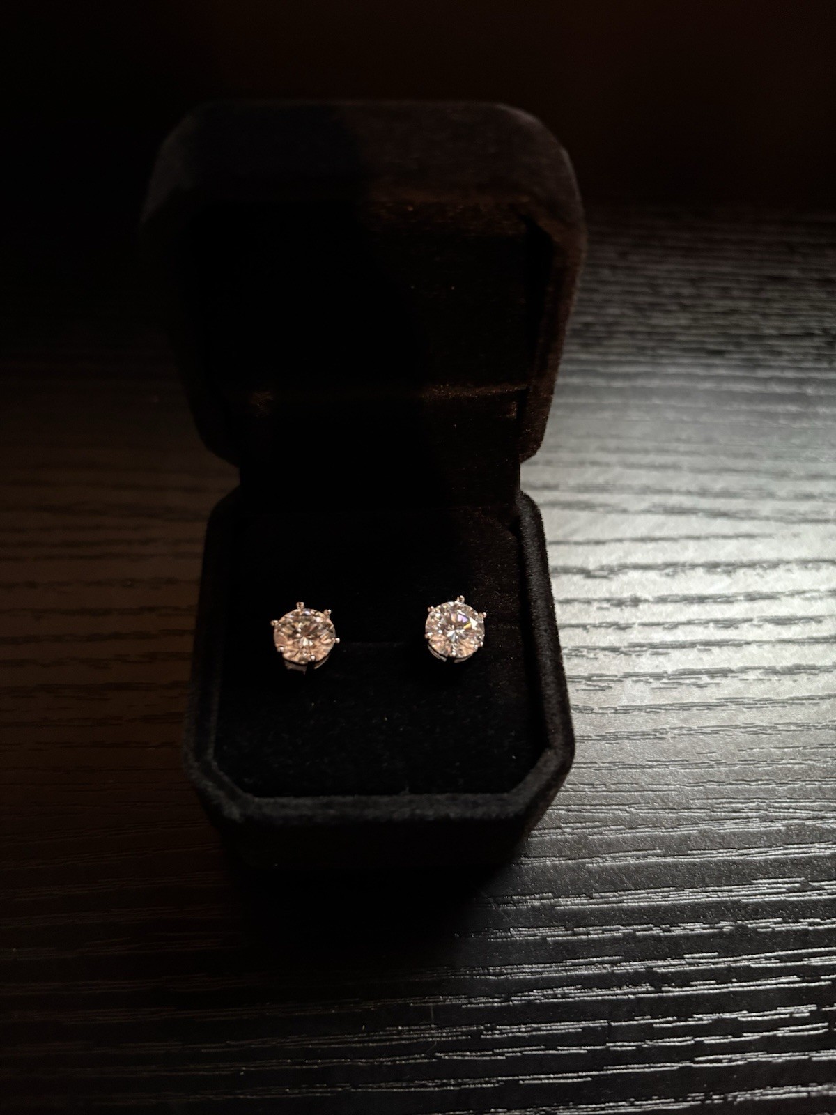 VVS1 Moissanite earrings