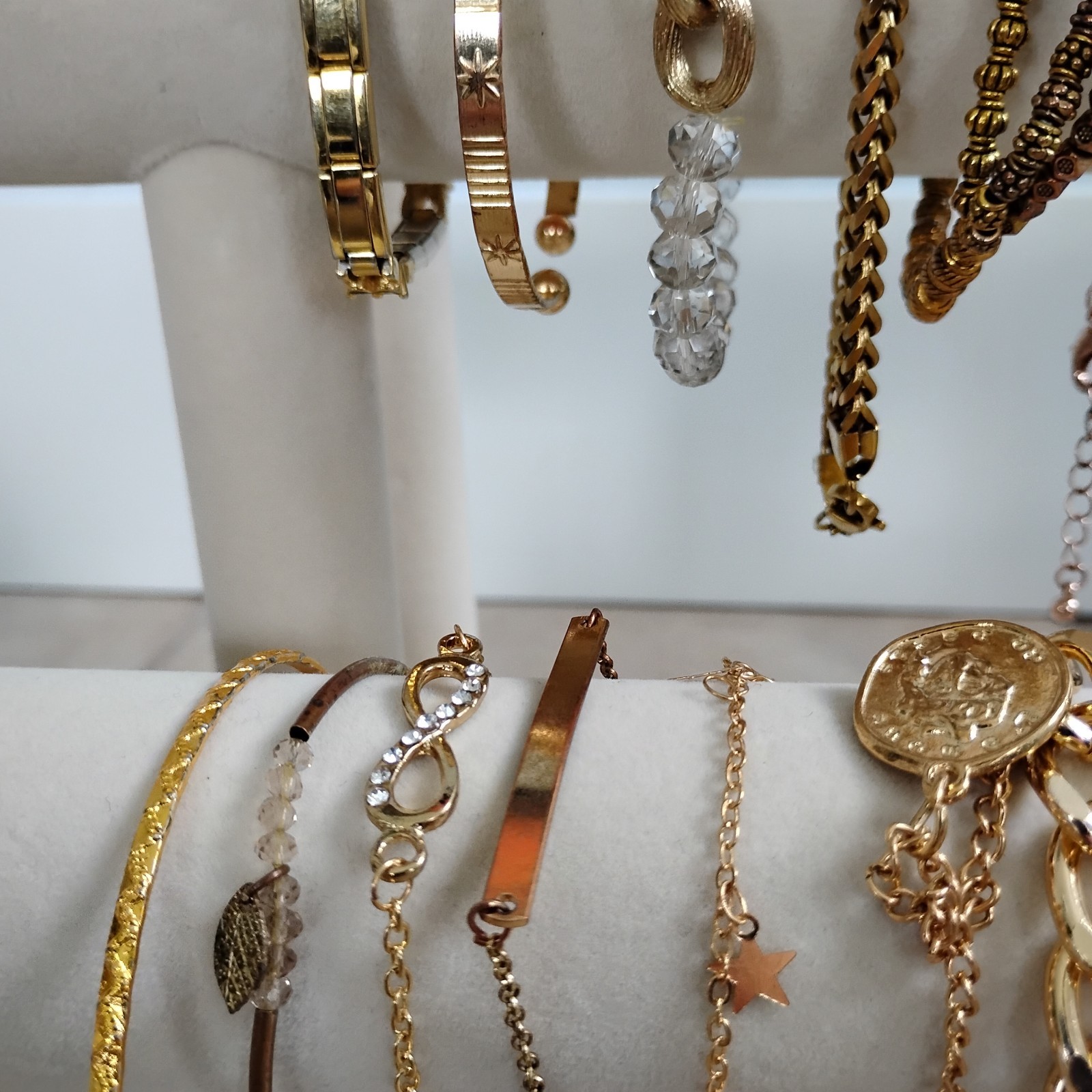 Vintage Lot Of 22 Goldtone Metal Bracelets Quality Greek Key Crystal Coin Chain