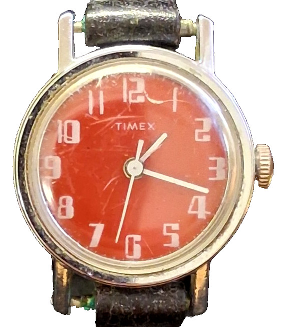 VINTAGE TIMEX CHERRY RED DIAL WRISTWATCH W/ WHITE ART DECO NUMBERS WATCH BROKEN
