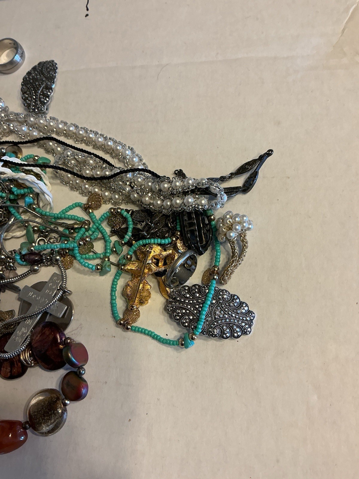 random lot of jewelry ( necklaces bracelets rings etc)