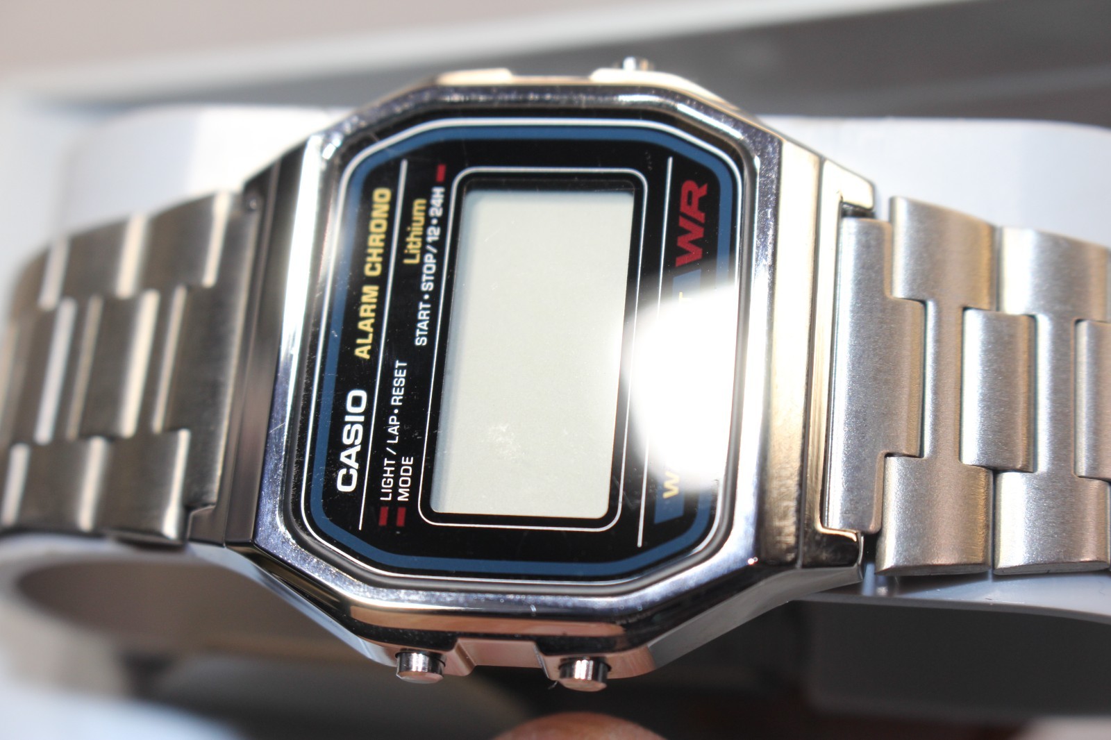 Vintage? Casio Classic A158WA-1 Wrist Watch Metal Oyster Band, Near mint!
