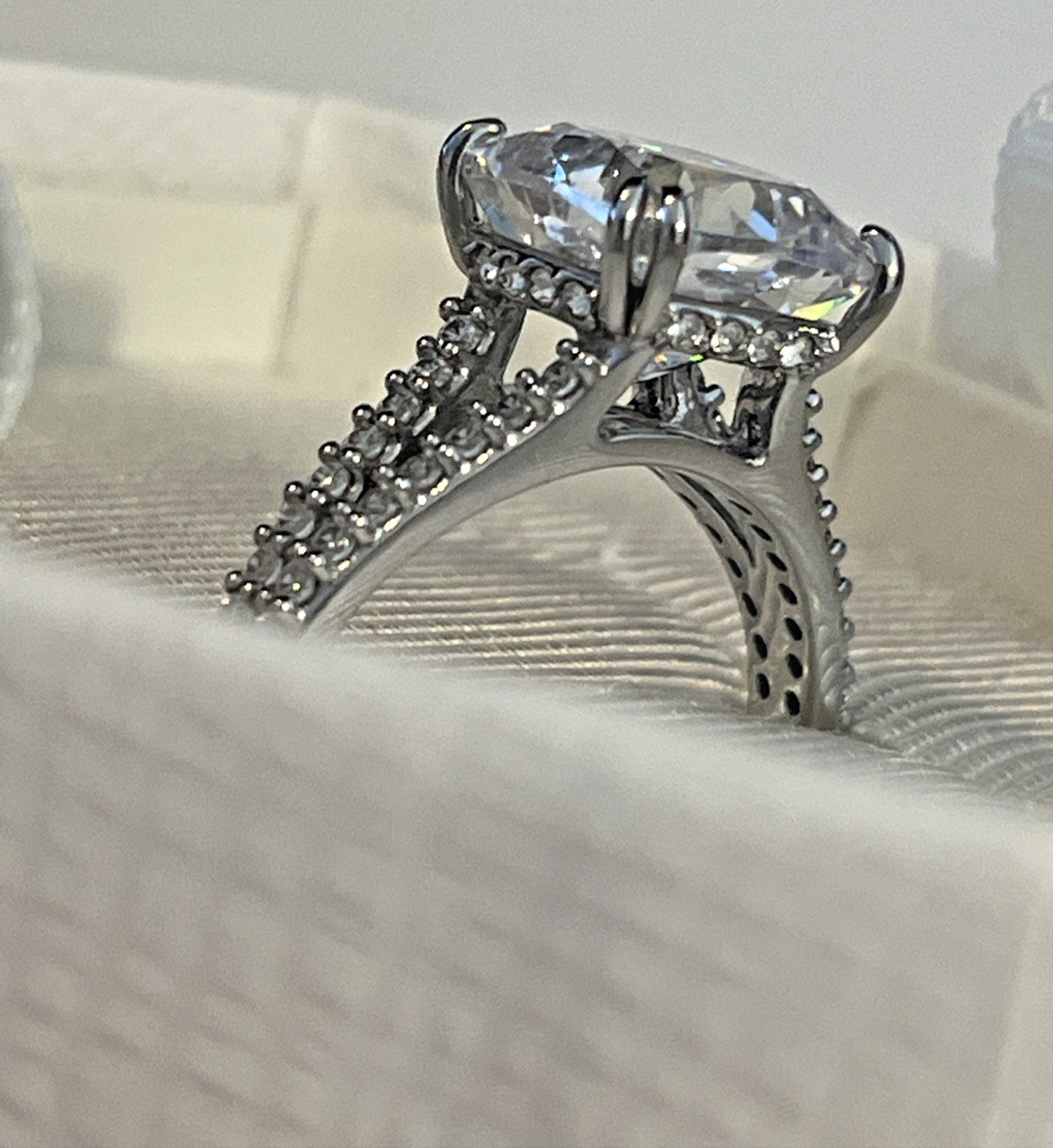 Swarovski Stilla cocktail ring Square cut, Pavé, White Rhodium plated