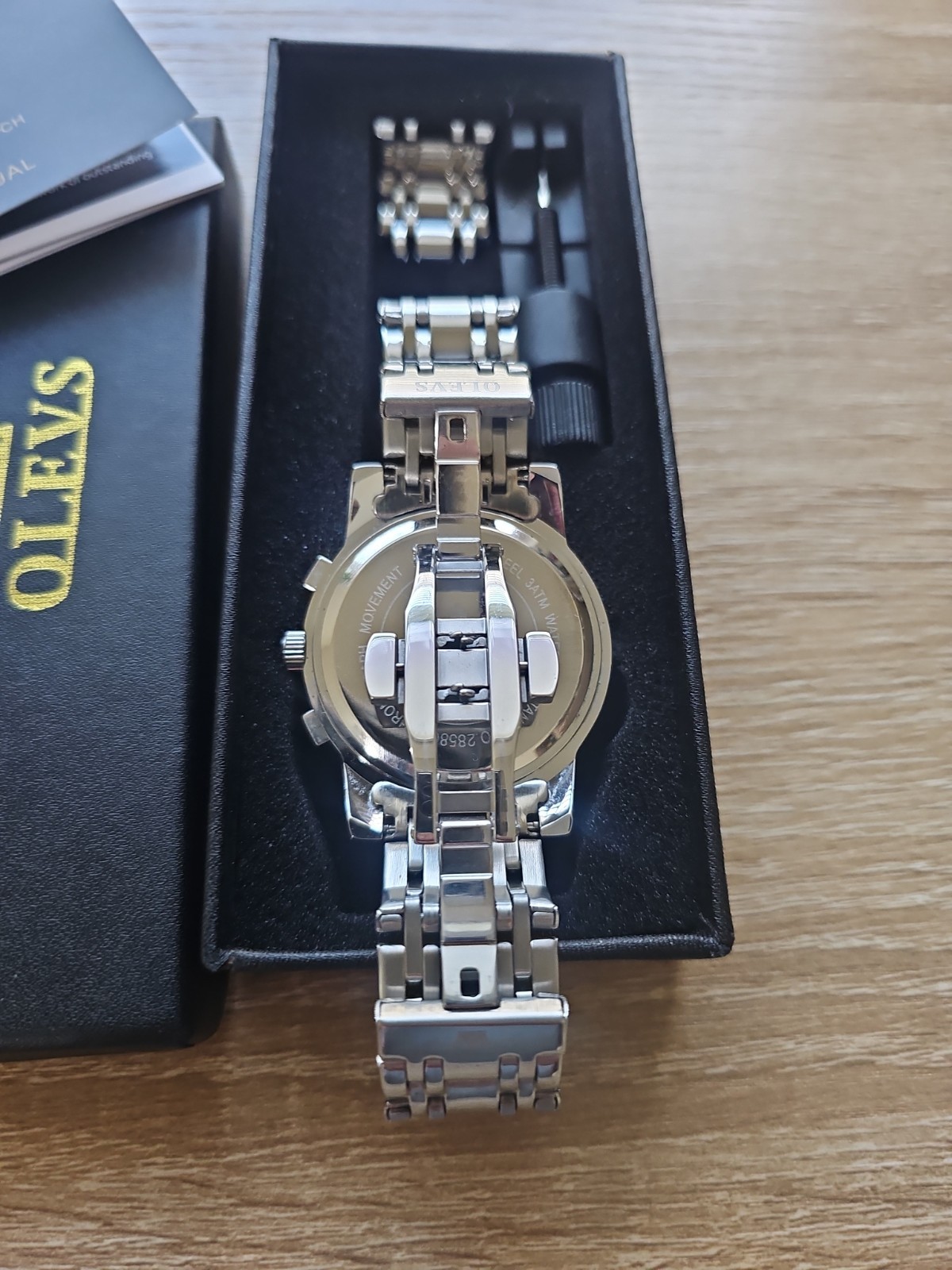 Olevs Men’s Quartz Watch, Chronograph, Waterproof, Stainless Steel, Date Display