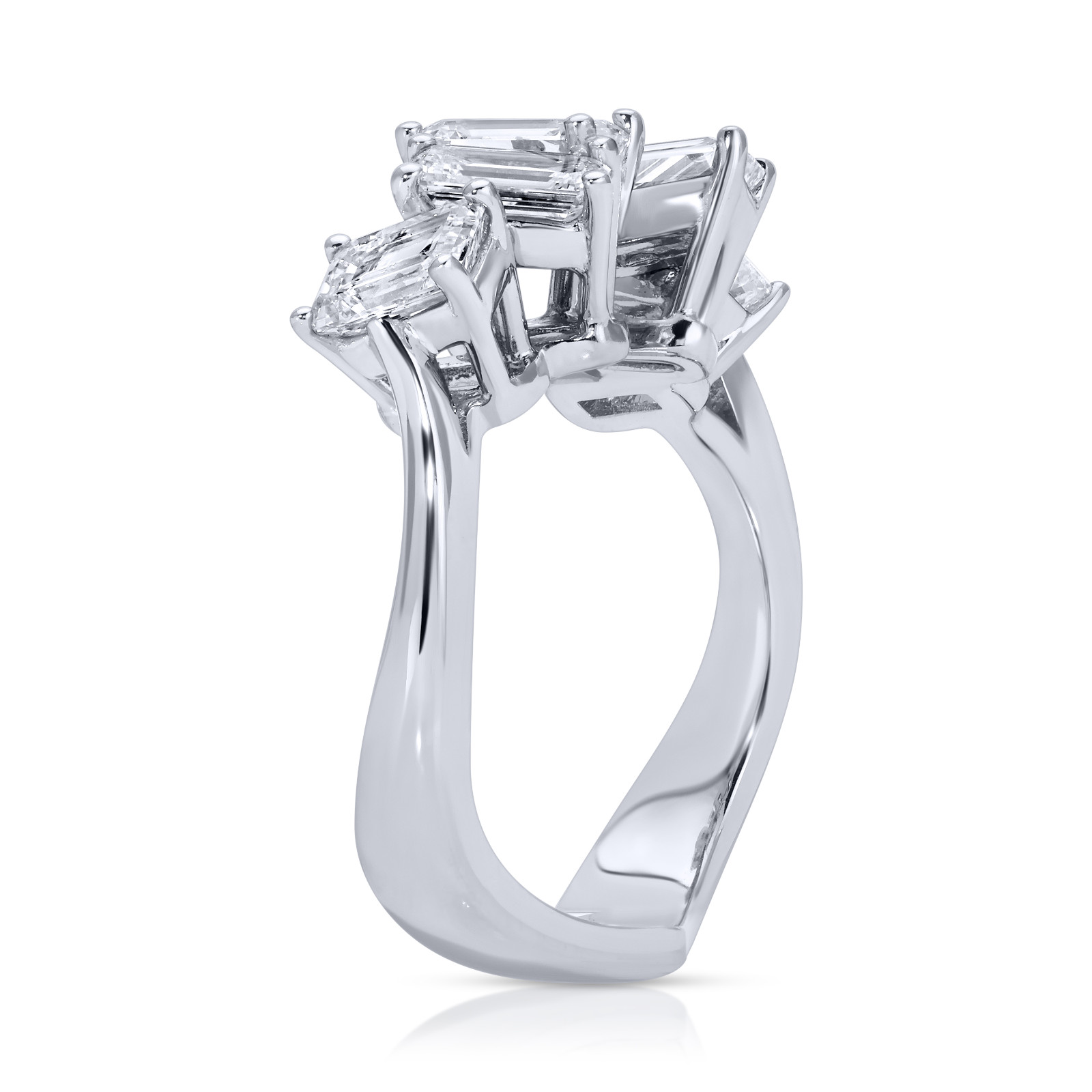 Modern Natural 2.76 Ct E VS1 Emerald Cut Diamond Band Ring in 18K White Gold