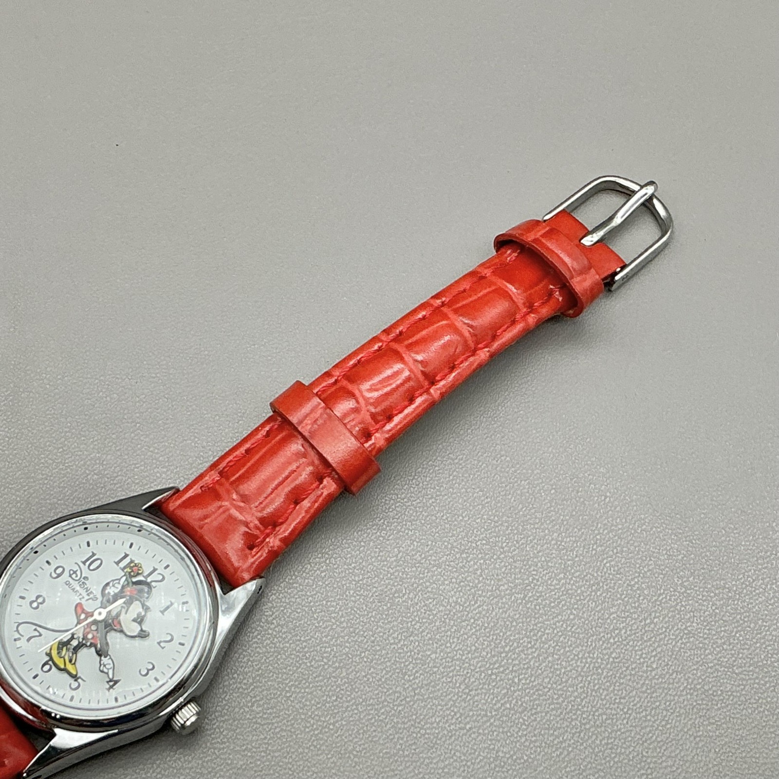 Disney Parks Womens Watch White Dial Minnie Mouse Red Strap Quartz Analog