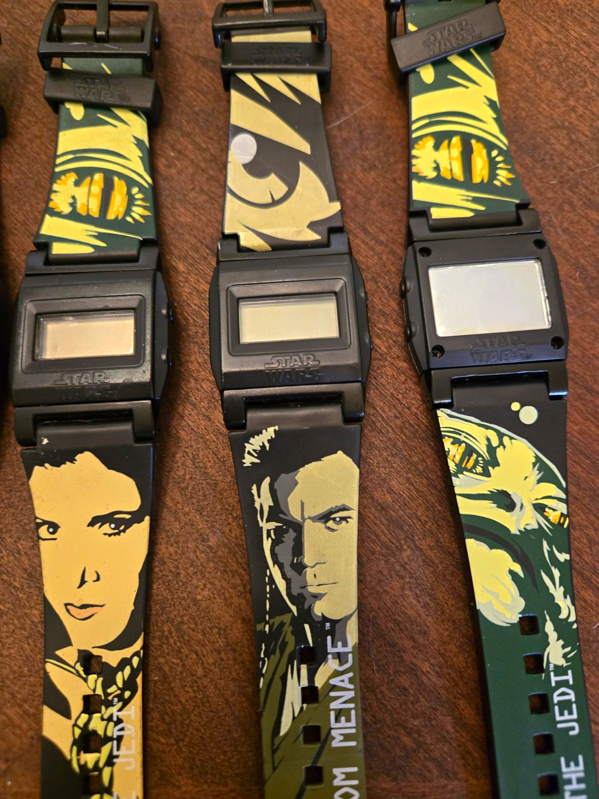 Star Wars Digital Quartz Wristwatch Lot w/ Interchangeable Graphic Straps
