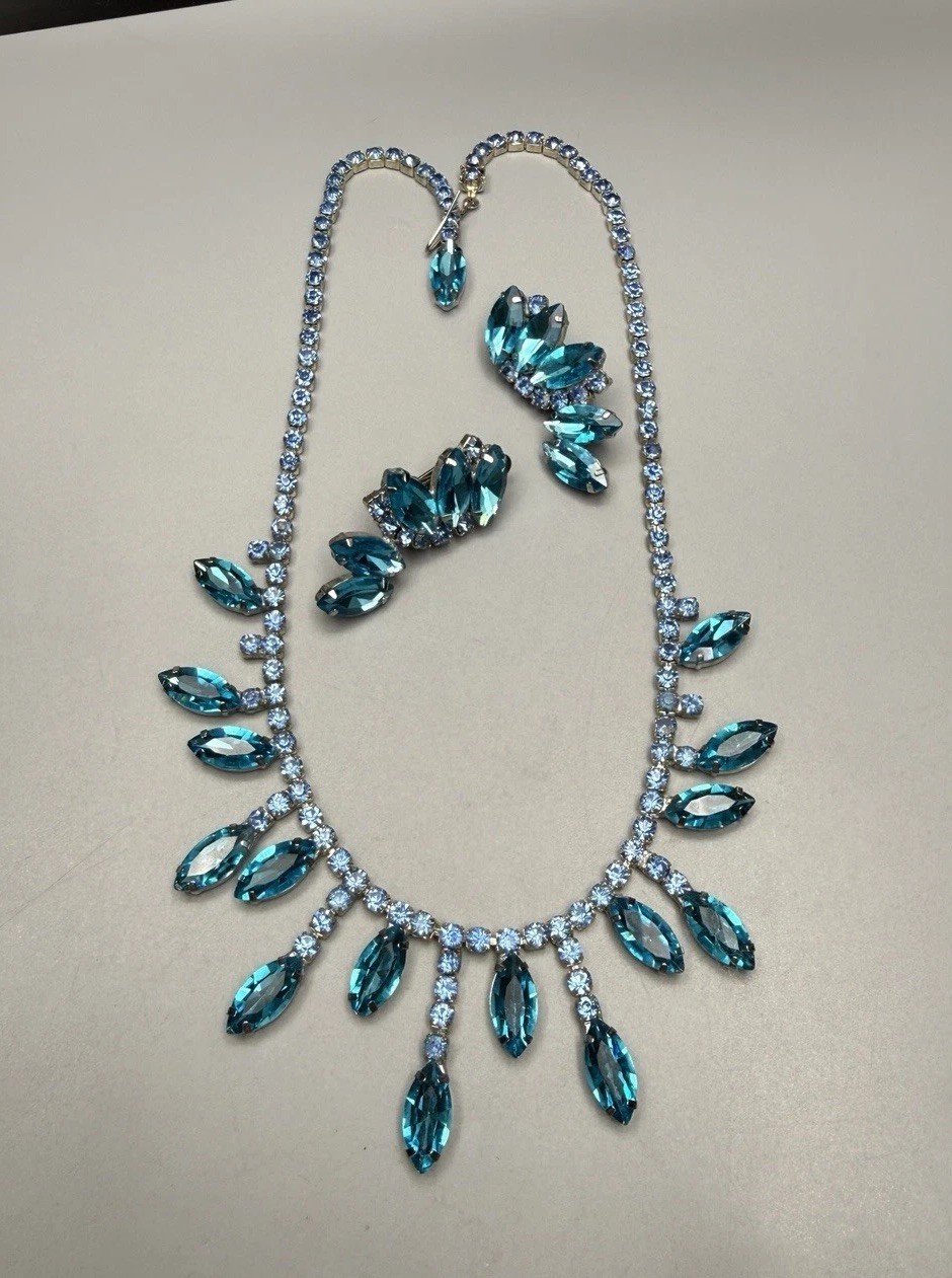 Necklace & Clip On Earrings Set Aqua Blue Rhinestone Fringe Style VTG 17” 50-60s