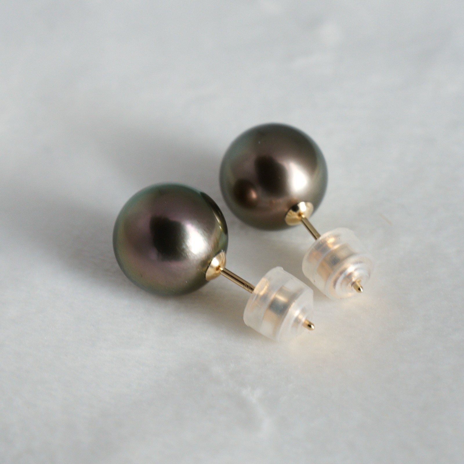 AAA Flawless 10.7mm Round Peacock Tahitian Pearl Stud Earrings 18Kt Yellow Gold