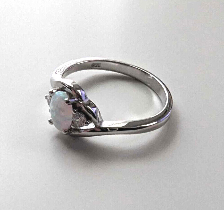 Women’s Oval Clear CZ White Lab Opal Ring .925 Sterling Silver Band Sizes 4-12