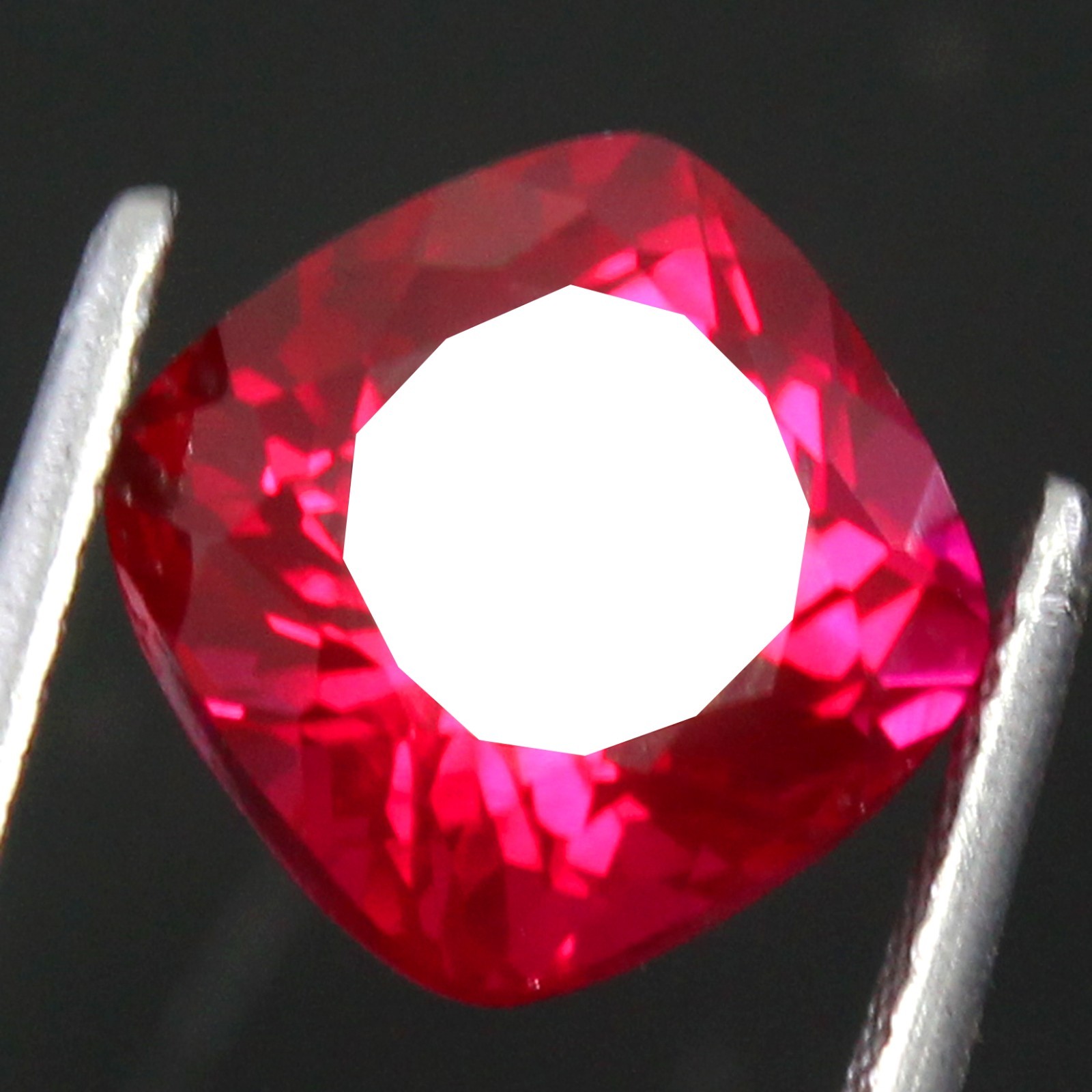 Natural 5.25 Ct Certified Mogok Pigeon Blood Red Ruby 9×9 MM Cushion Gemstone