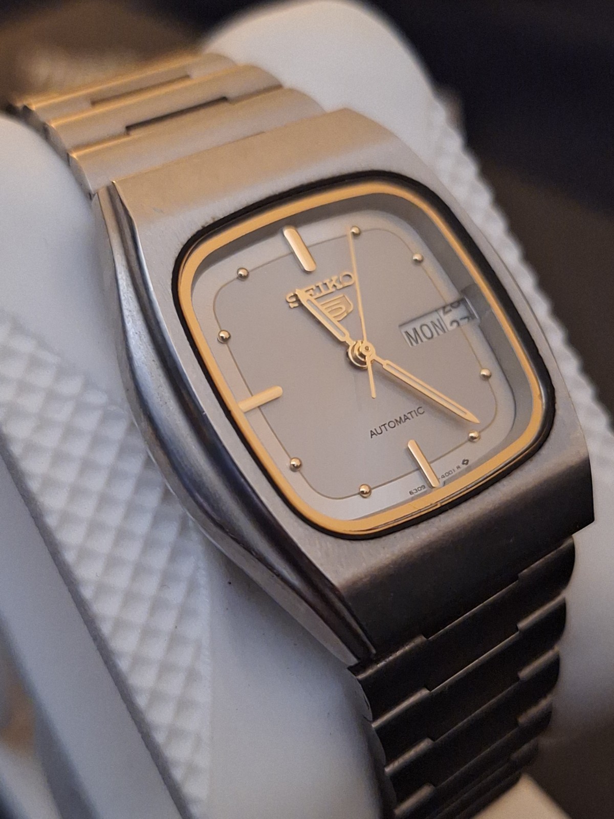 1970s TV Dial Seiko, Clean And Orginal, Arabic/English Day Variant.