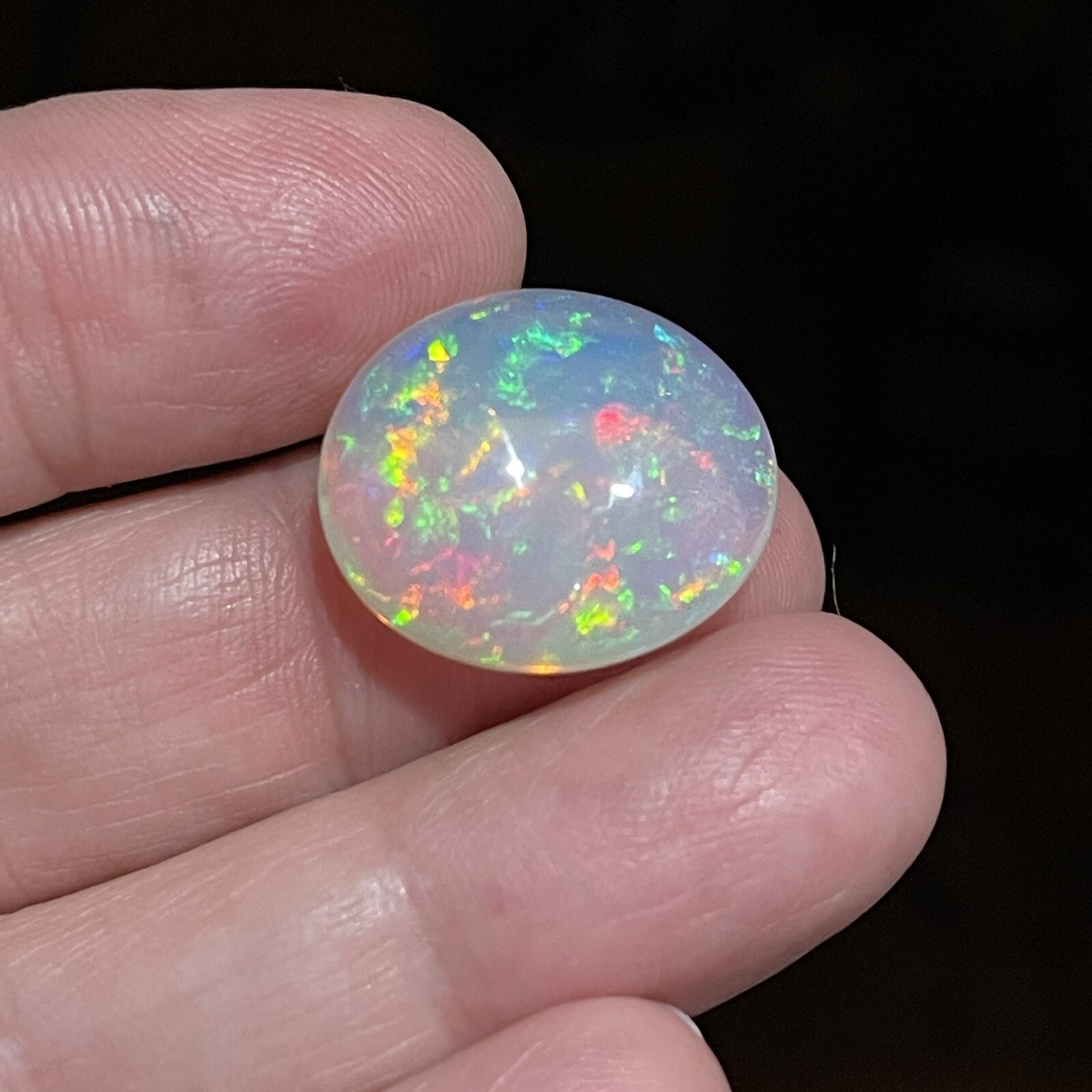 13.3ct 20.4×17.4×8.7mm Huge Clear Sparkling Oval Welo Opal Gemstone Loose Gem