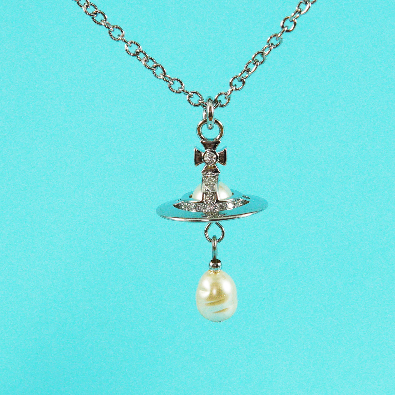 Vivienne Westwood New Petite Orb Drop Pendant 3D Necklace Silver tone Box Set