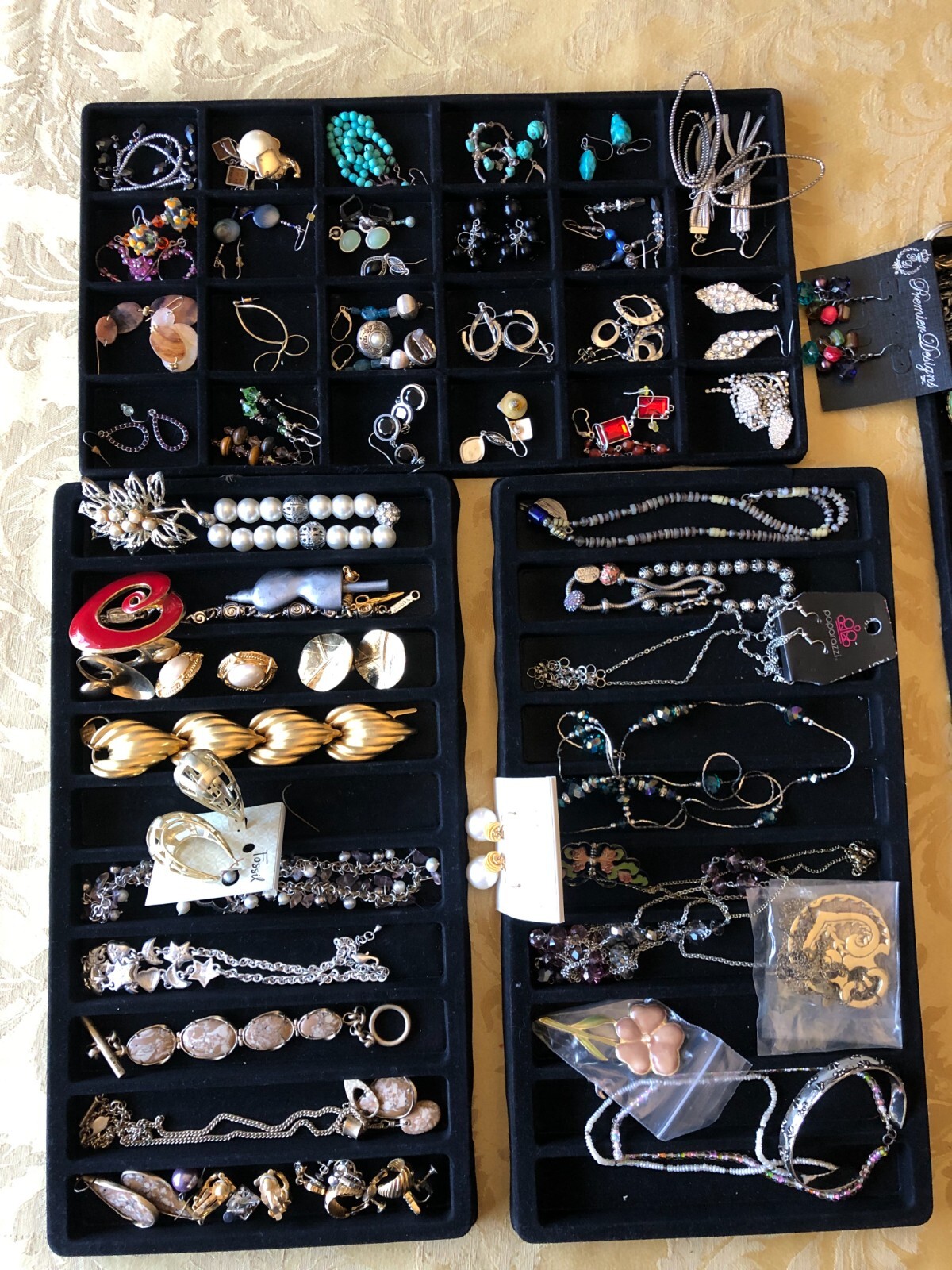 1/2 Pound Vintage To Modern COSTUME JEWELRY Lot. All Wearable!! Beautiful Pieces