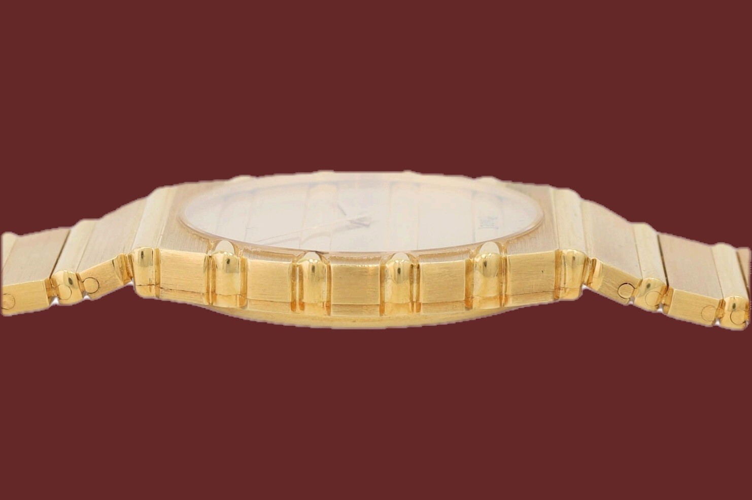 Piaget Polo 18k Gold Men’s Watch – 7661 C701 Original Case and TGS Certification