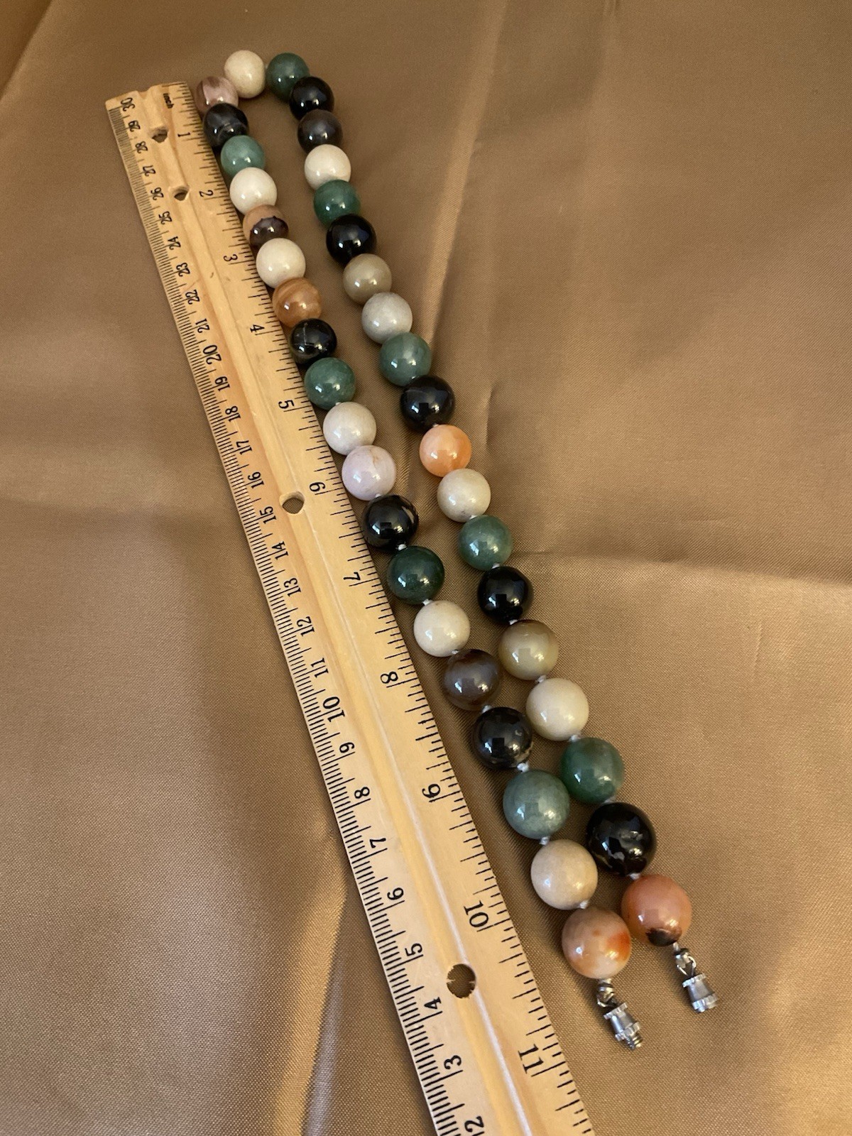 VTG Multicolored Agate Hand Knotted Round Beads Necklace Screw Clasp 22”L, 114g