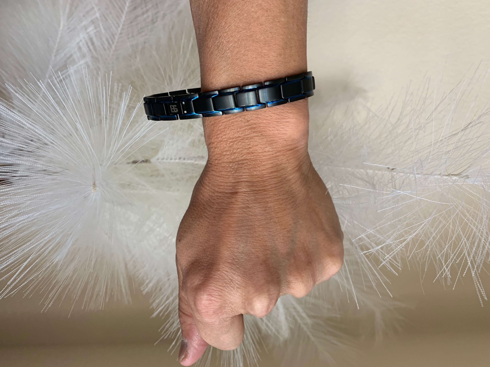 Elegant Magnetic Bracelet Men Women Balance Energy Power Calm Joy Christmas Gift