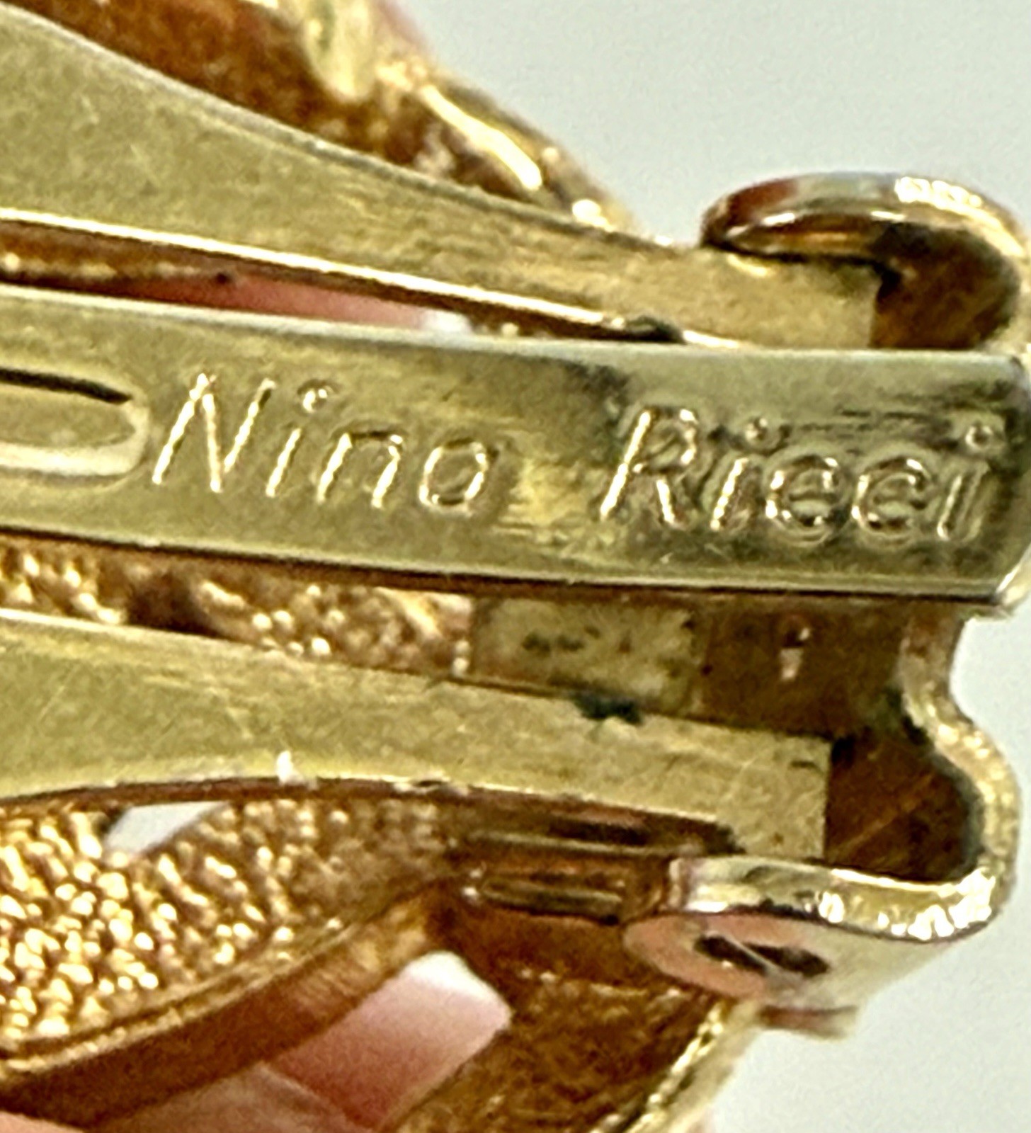 VTG.Nina Ricci Signed Gold Tone Rhinestone Multicolor Cabochon Clip On Earrings