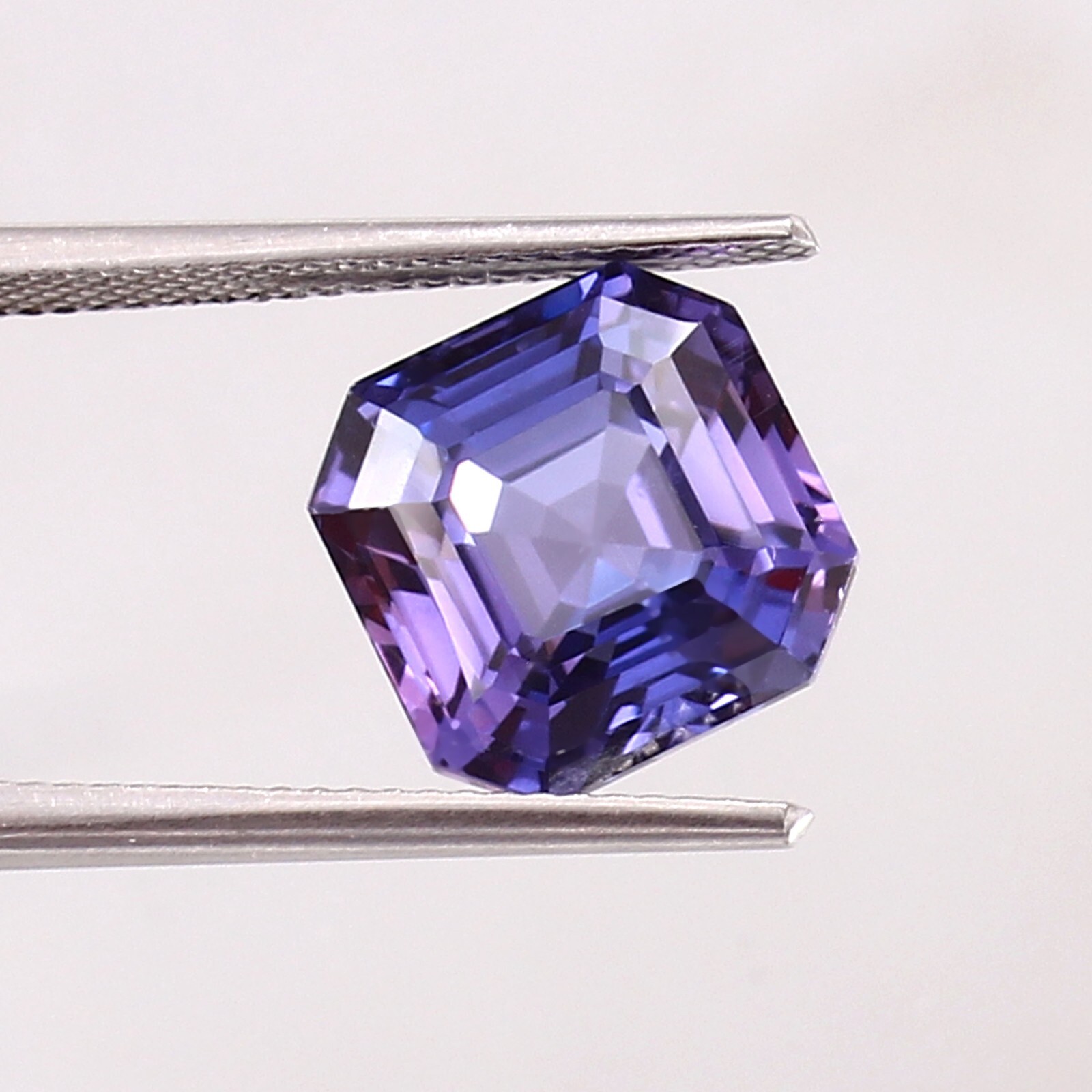 AAA Flawless Color Shifting Purple Sapphire Loose Asscher Cut Gemstone 8.40Ct