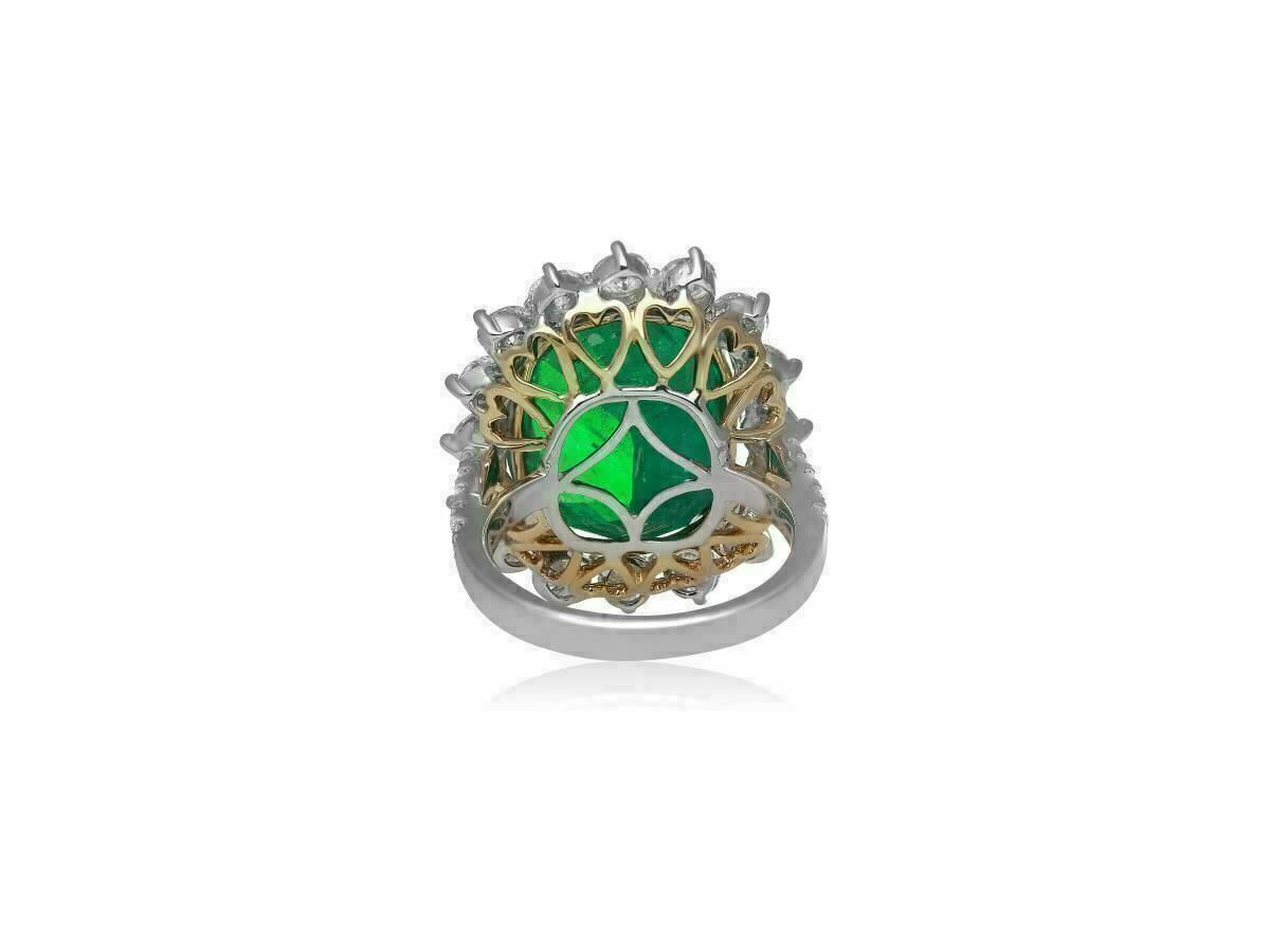 GIA CERTIFIED 15.02CT DIAMOND & AAA EMERALD 18K 2 TONE GOLD HALO ENGAGEMENT RING