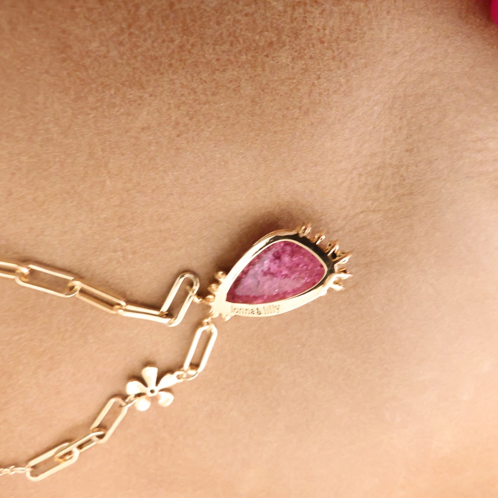 Pink necklaces lot 2 pieces 1 lonna & lilly signed teardrop pendant 1 unbranded