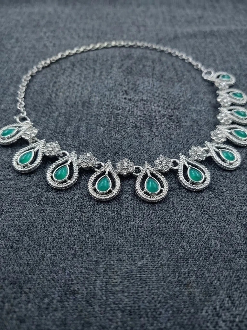 Elegant Emerald Green Necklace Sparkle Style Every Occasion lab created stone
