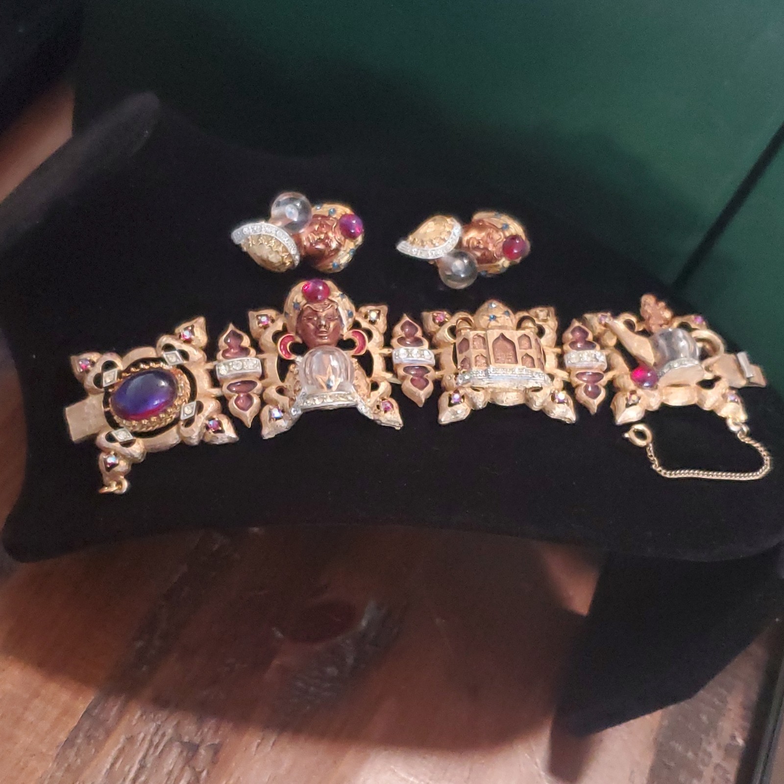 ULTRA RARE HAR 1950’S GENIE TAJ MAHAL ALADDIN’S LAMP FANTASY SERIES BRACELET