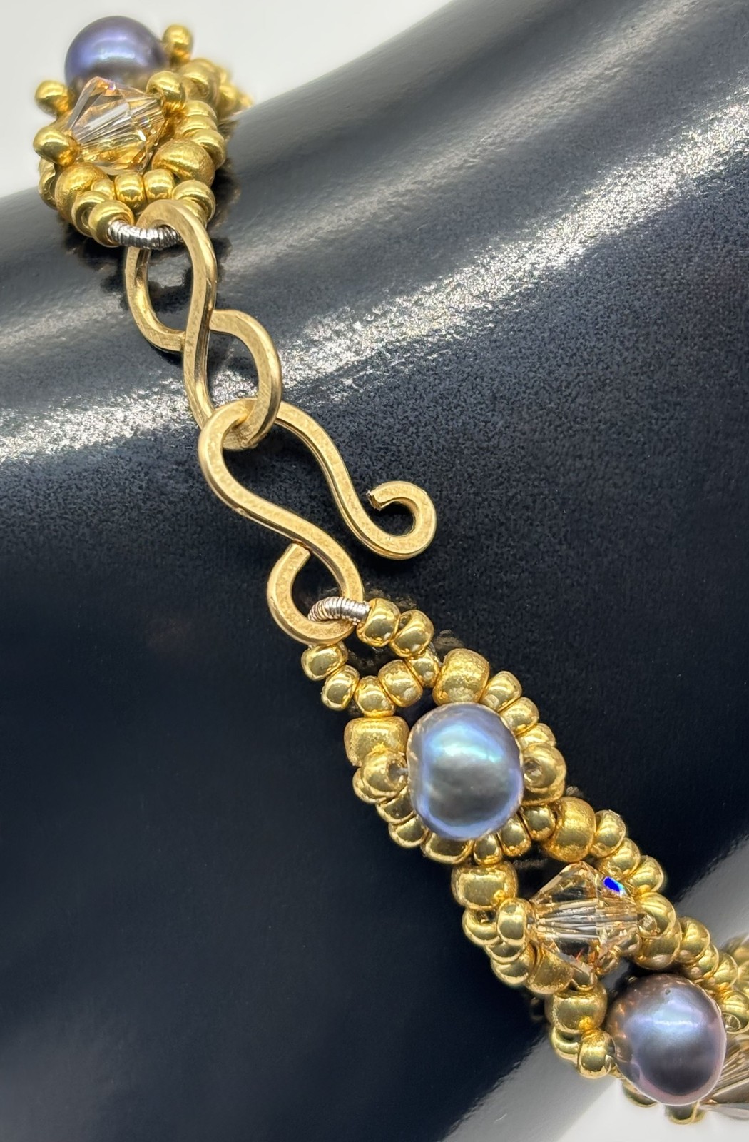 Artisan Made Bracelet Freshwater Pearls Swarovski Crystals 14K GF Clasp Unsigned