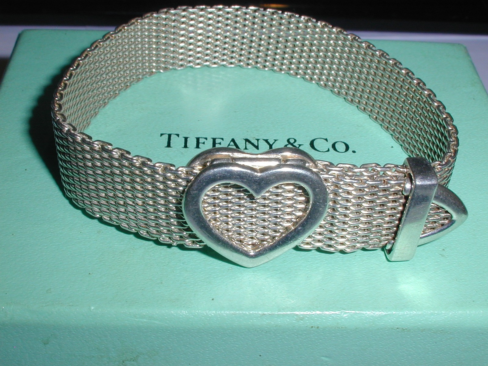 TIFFANY & CO STERLING SILVER SOMERSET MESH BUCKLE BRACELET W/ HEART- 7″ !