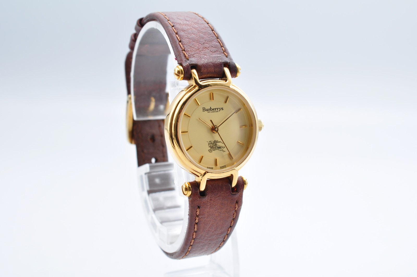 Burberrys OF LONDON 3200 Quartz Watch Analog Round Women w-1388