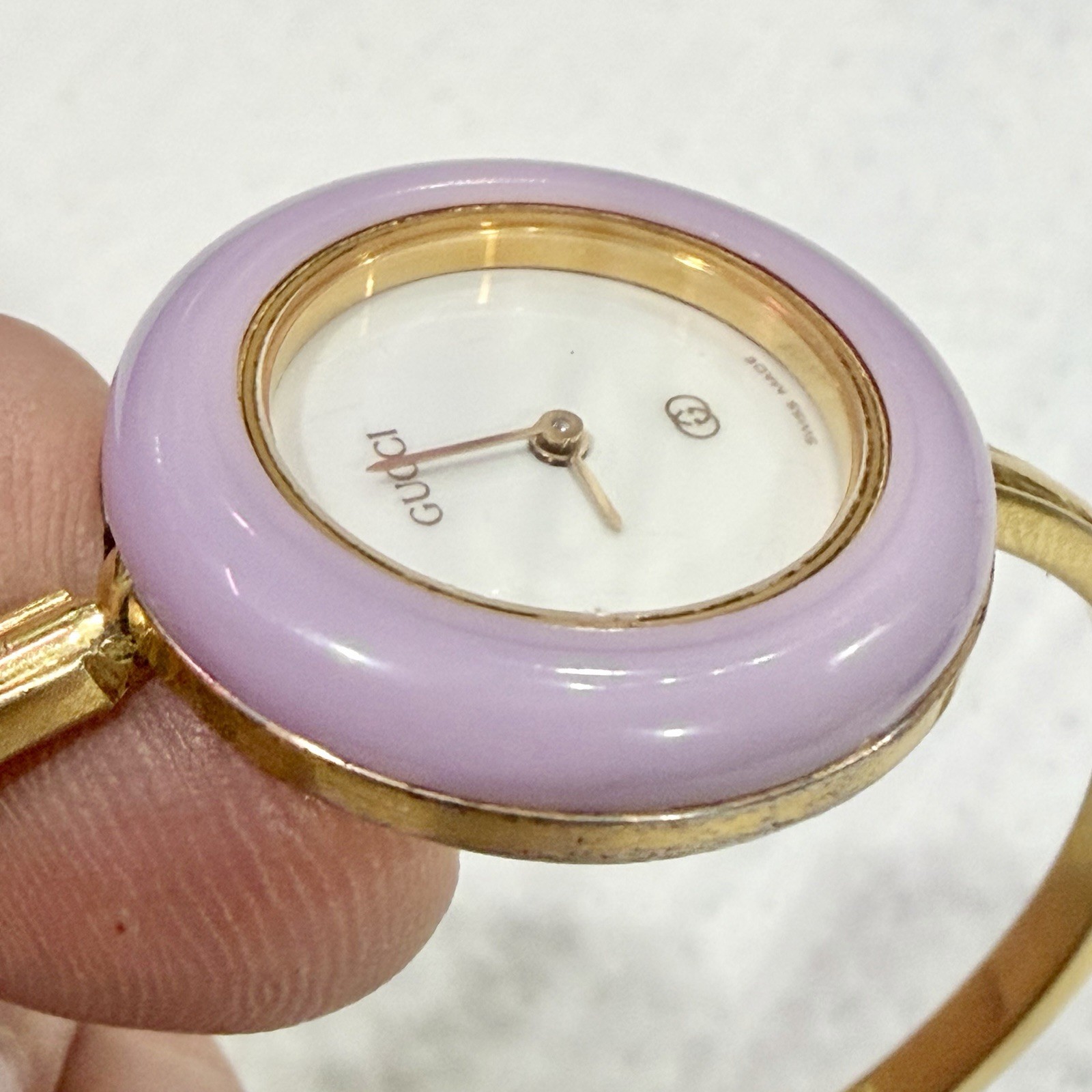 Gucci Change Bezel 1100 Gold 26mm Purple Bezel Quartz Women’s Watch RUNS!
