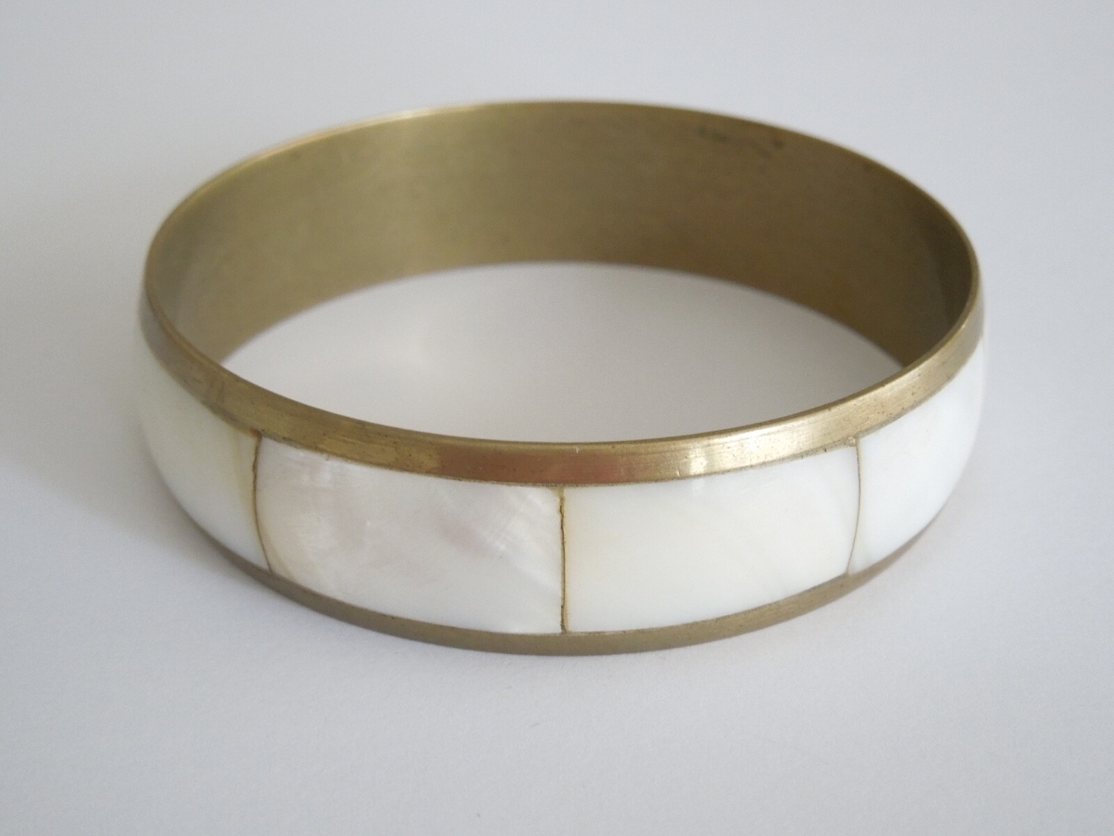 Bracelet Brass Mother Of Pearl 32.1 G/Ø 6.6 Cm/B:1.7 Cm