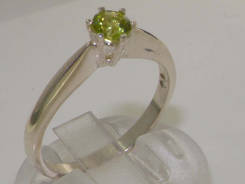 925 Sterling Silver Natural Peridot Womens Solitaire Ring – Sizes 4 to 12