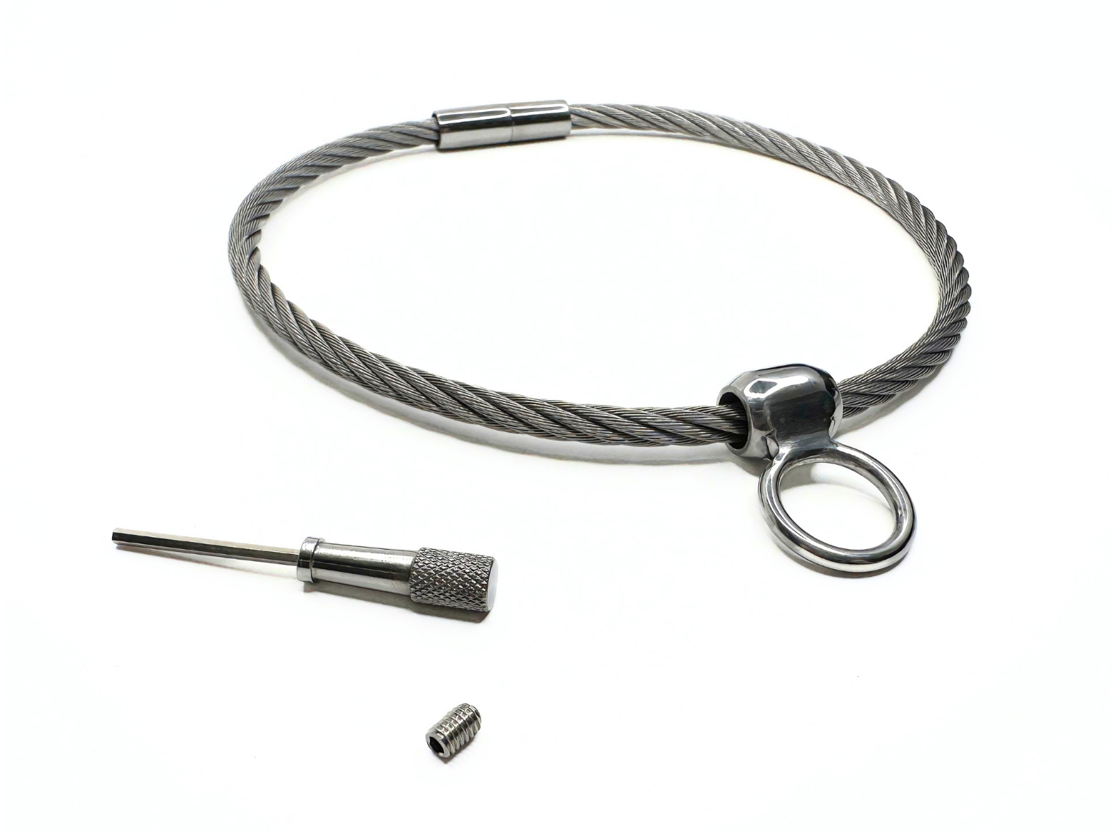 18″ Stainless Steel Wyred Collar with Single Ring Cable Wire Necklace