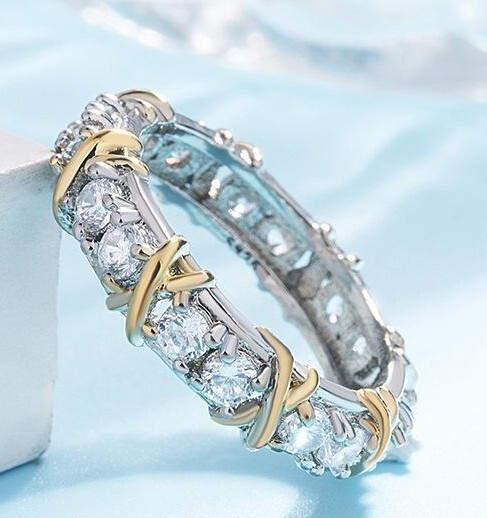 Classic Luxury 925 Sterling Silver Ring with Zircon Crystal Ring for Woman Gift